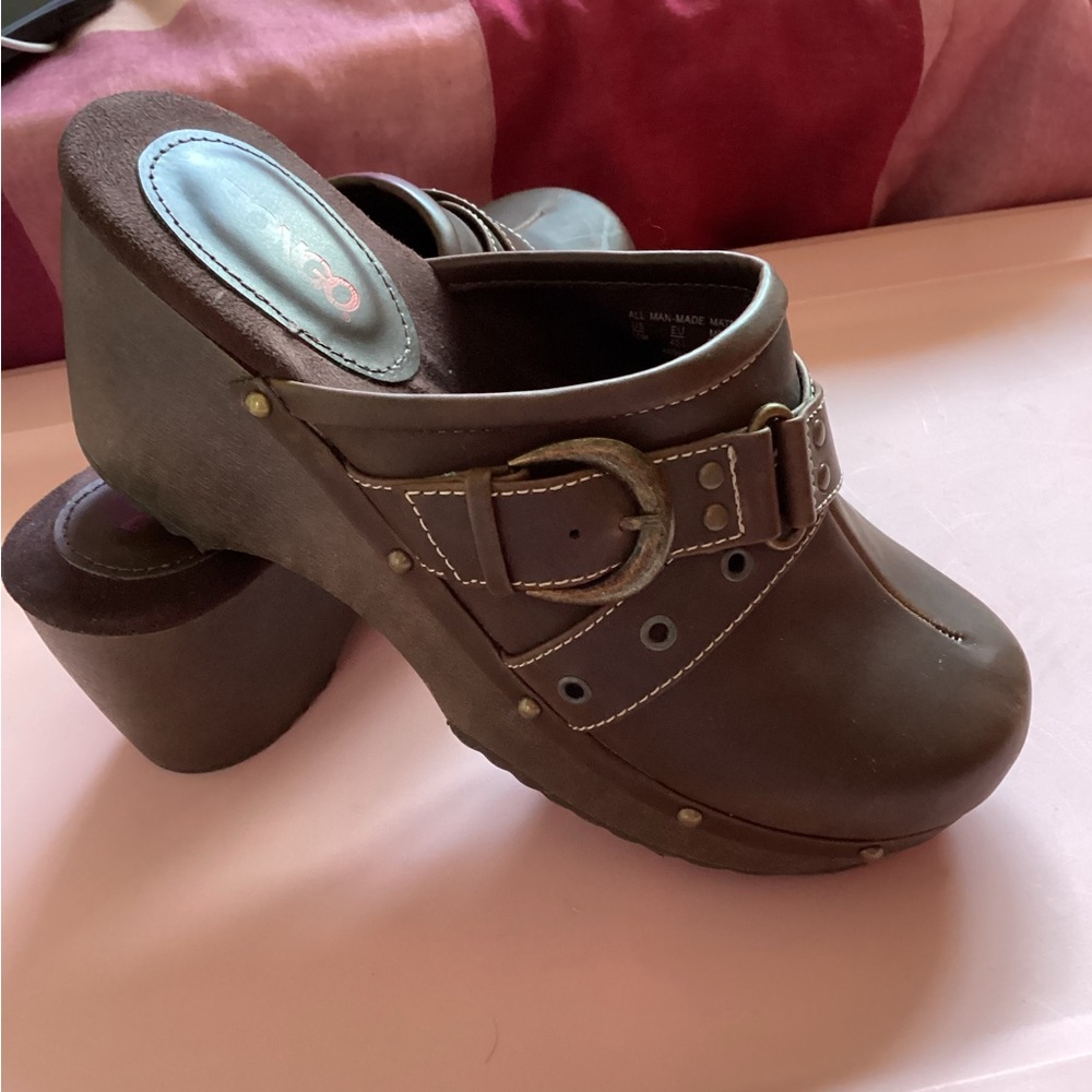 Brown Leather Clogs with Buckle